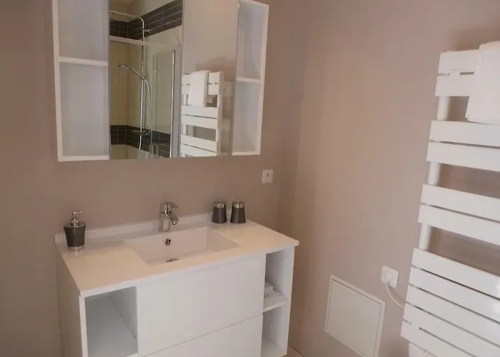 Le Relais Des Flaneurs Thaon